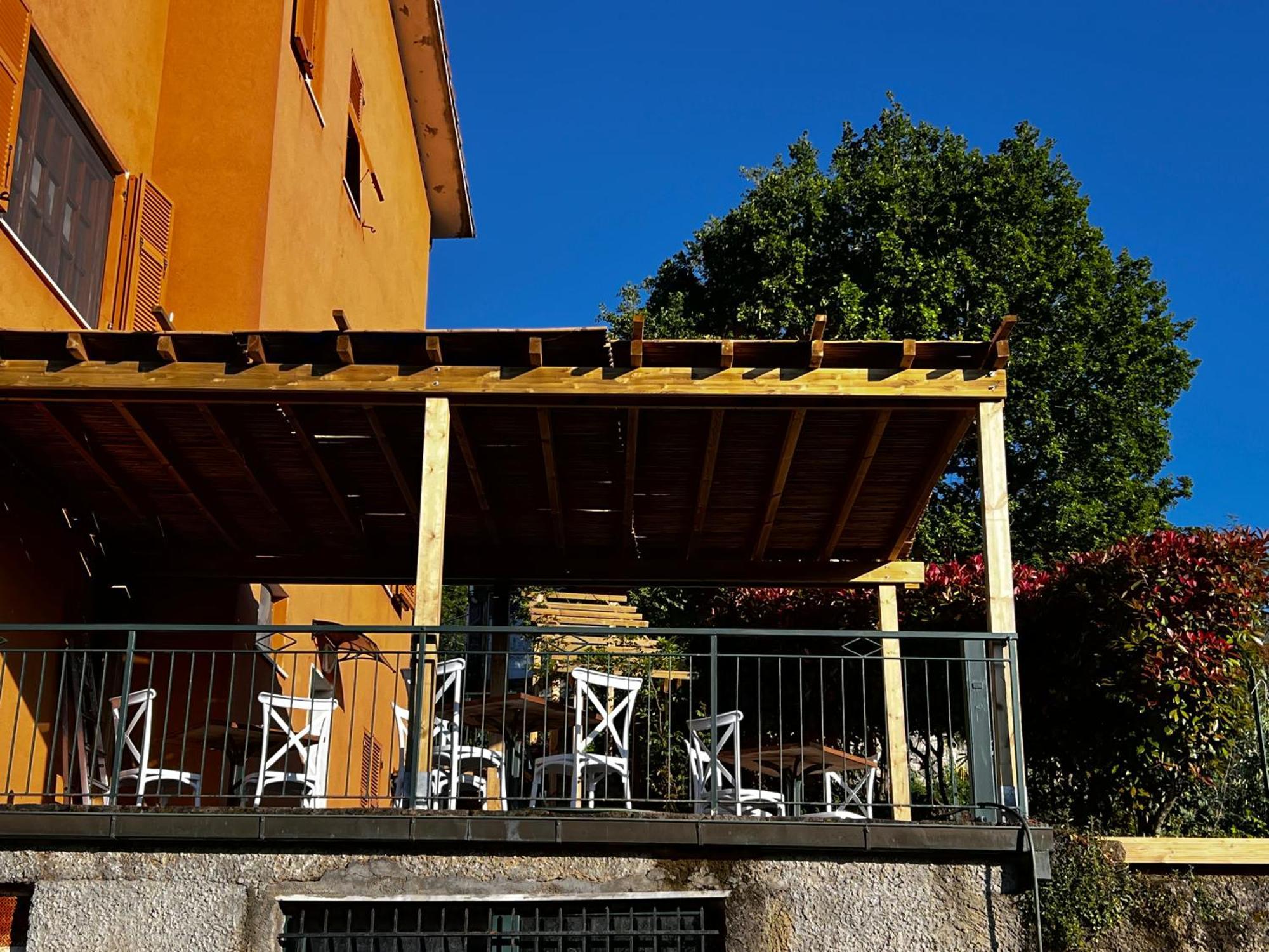 Hotel Meri Framura Buitenkant foto